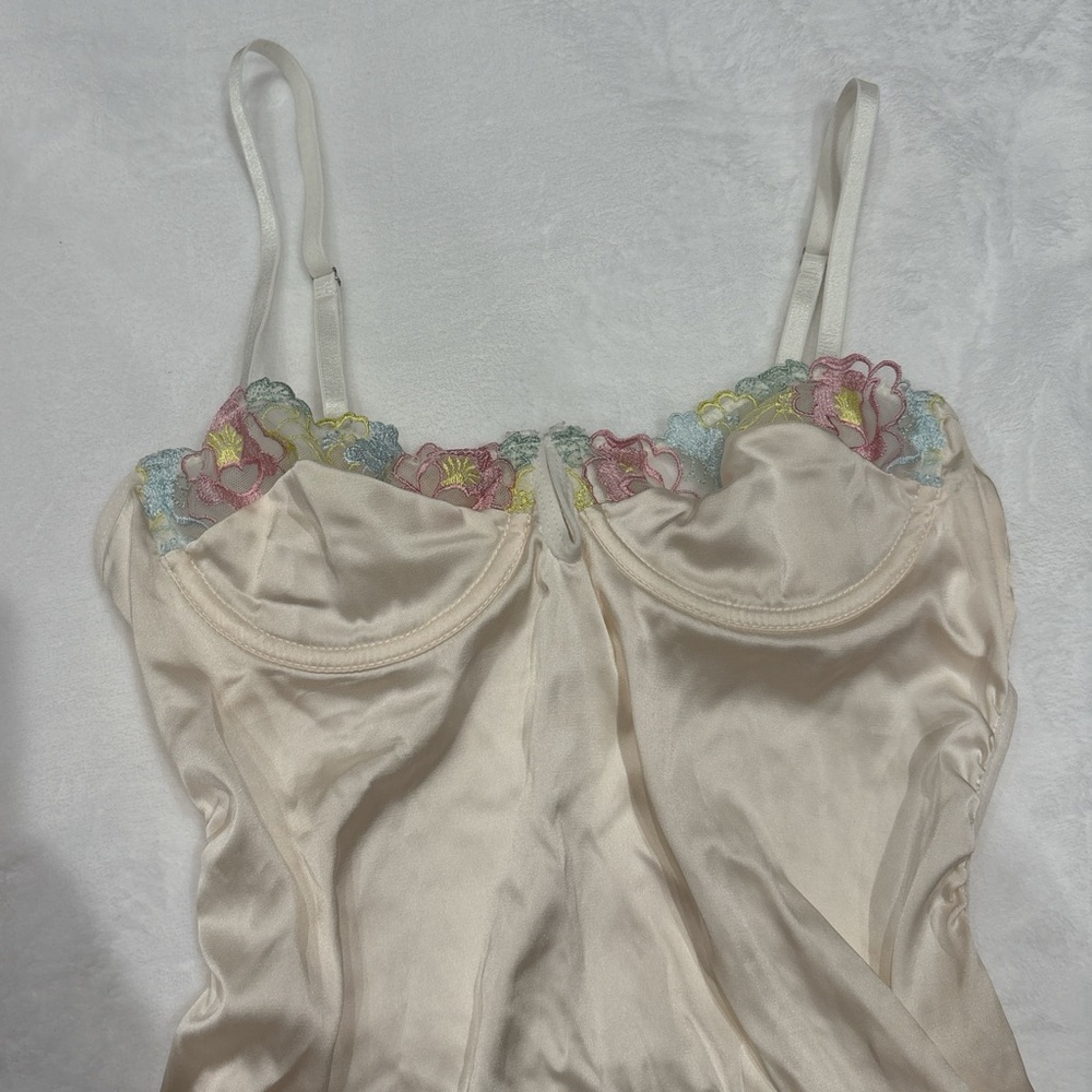 Elegant Cream Satin Chemise with Floral Lace Trim